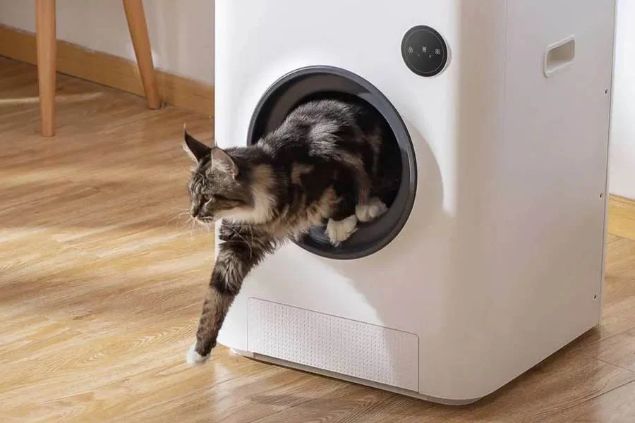 how does litter robot work